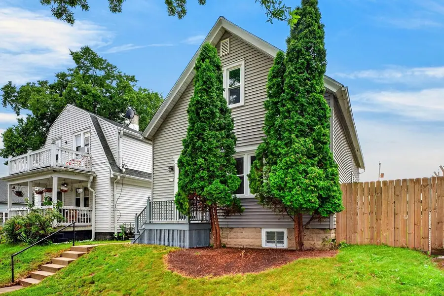 1979 S 10th STREET, Milwaukee, WI 53204 - #3
