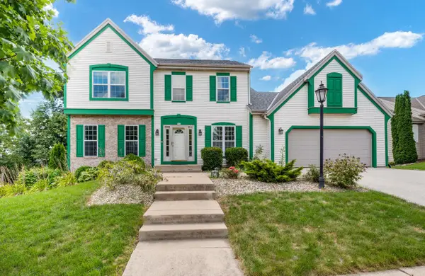 951 River Park DRIVE, Waukesha, WI 53189