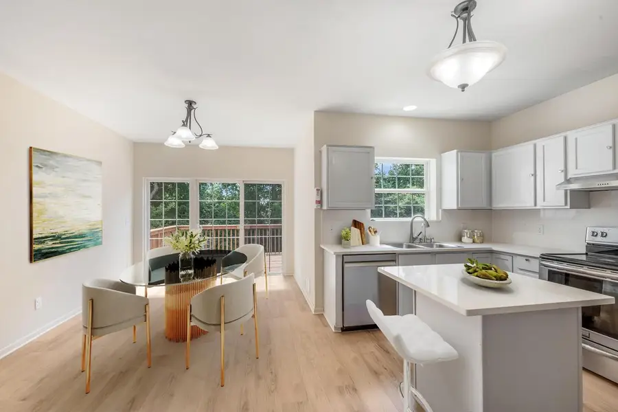 951 River Park DRIVE, Waukesha, WI 53189 - #2