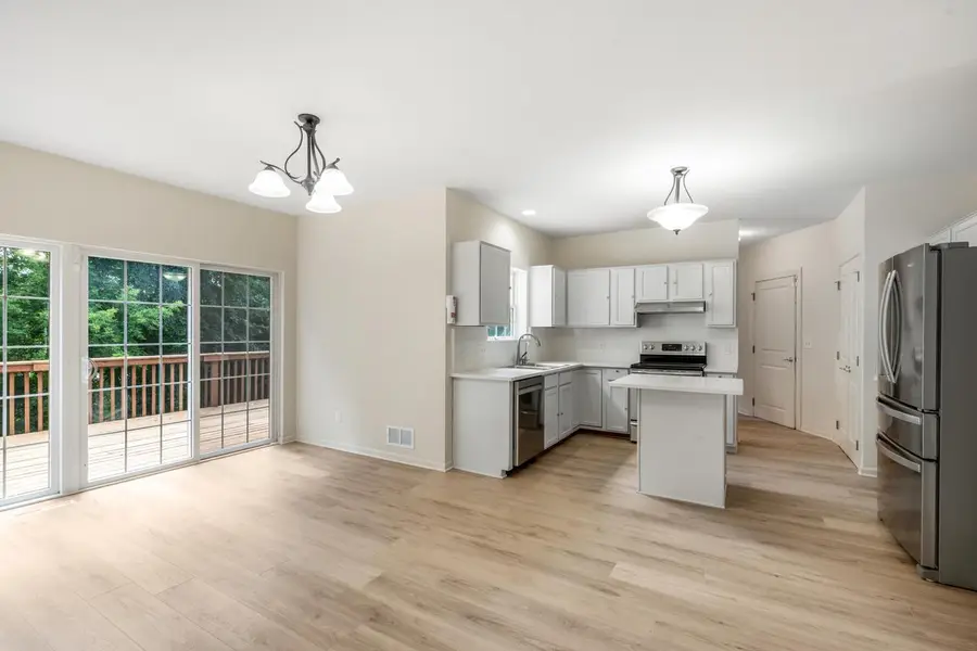 951 River Park DRIVE, Waukesha, WI 53189 - #3