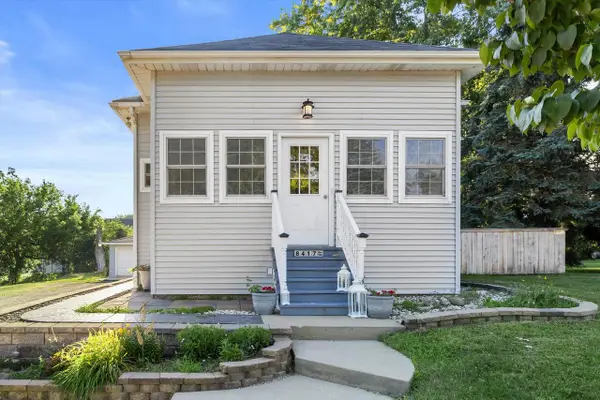 8417 200th AVENUE, Bristol, WI 53104