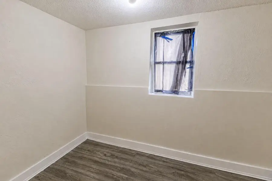 1953 S 5th PLACE, Milwaukee, WI 53204 - #3