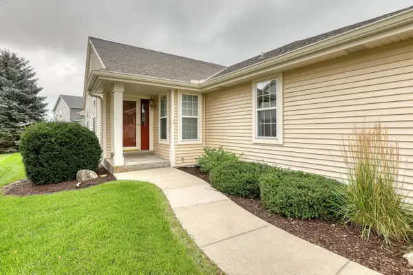 W241N5730 Birchwood LANE, Sussex, WI 53089