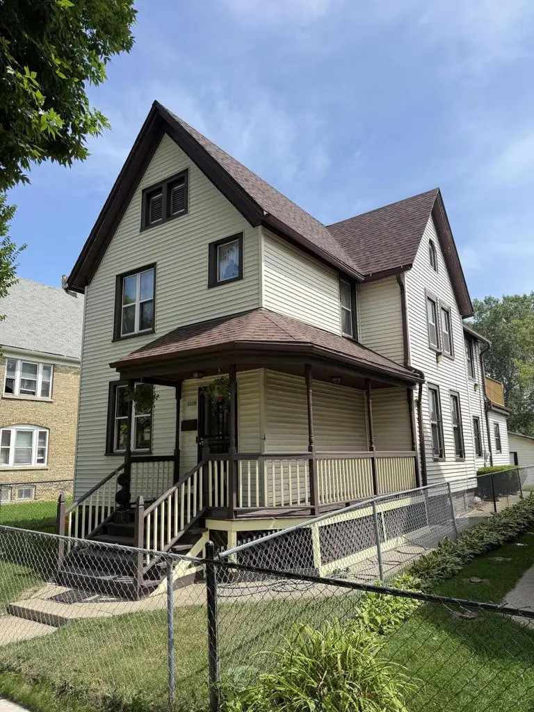 2328 N 9th STREET, Milwaukee, WI 53206 - #1