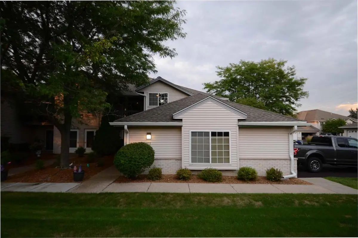 1011 Guthrie ROAD #4, Waukesha, WI 53186 - #1