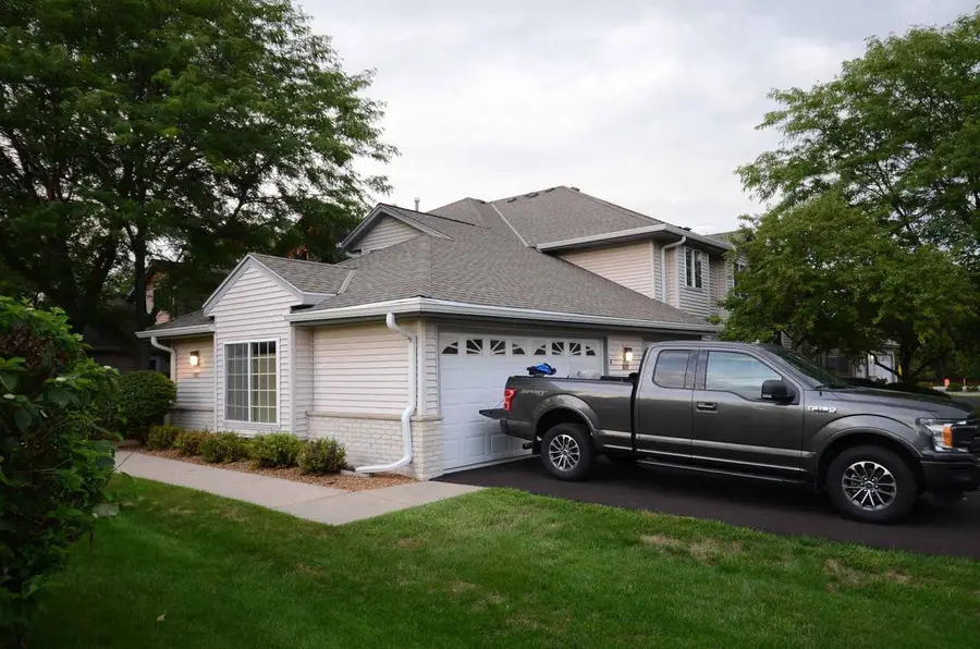 1011 Guthrie ROAD #4, Waukesha, WI 53186 - #2