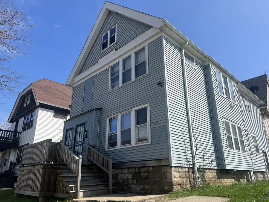 2481 W Locust STREET #2483, Milwaukee, WI 53206 - #2