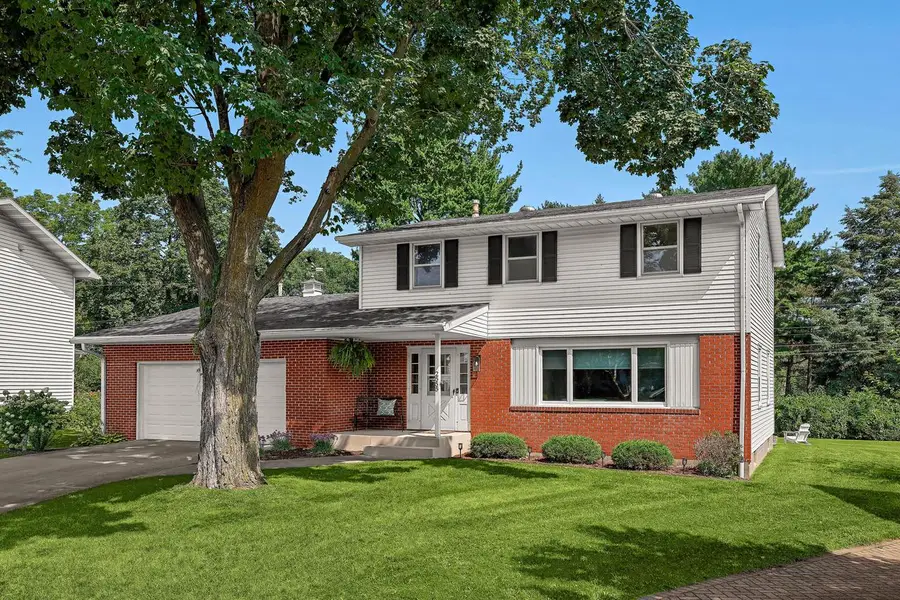 2555 Madison PLACE, La Crosse, WI 54601 - #2