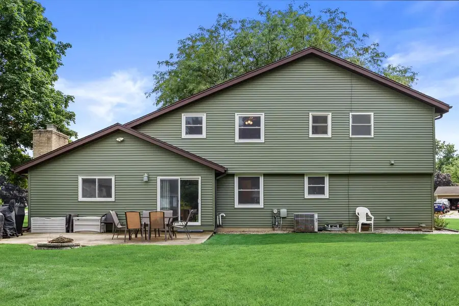 148 Beth COURT, Burlington, WI 53105 - #3