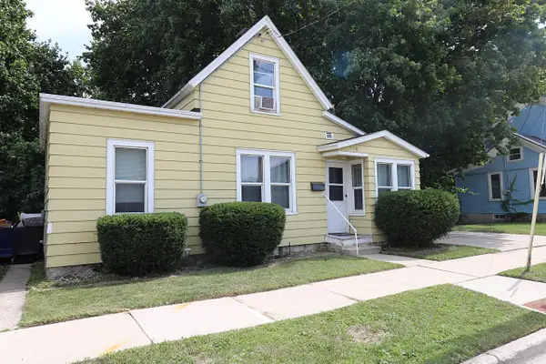 738 Broadway STREET, Sheboygan Falls, WI 53085
