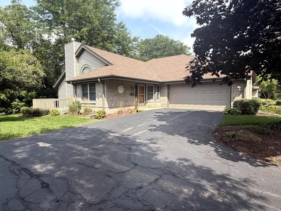 1924 Springbrook N #A, Waukesha, WI 53186 - #2