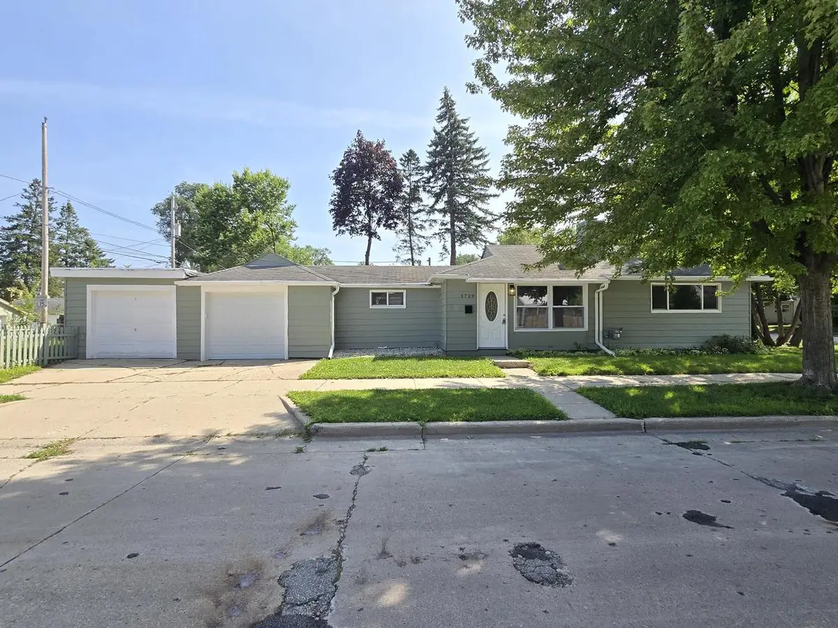 3729 W Kaul AVENUE, Milwaukee, WI 53209 - #1