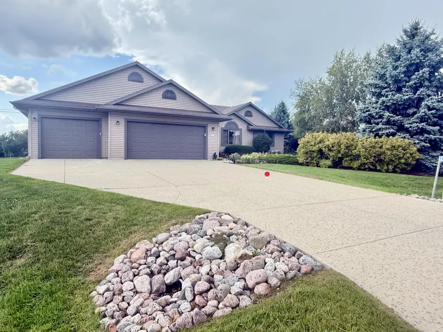 6502 Cloverleaf COURT, Sheboygan, WI 53081 - #3