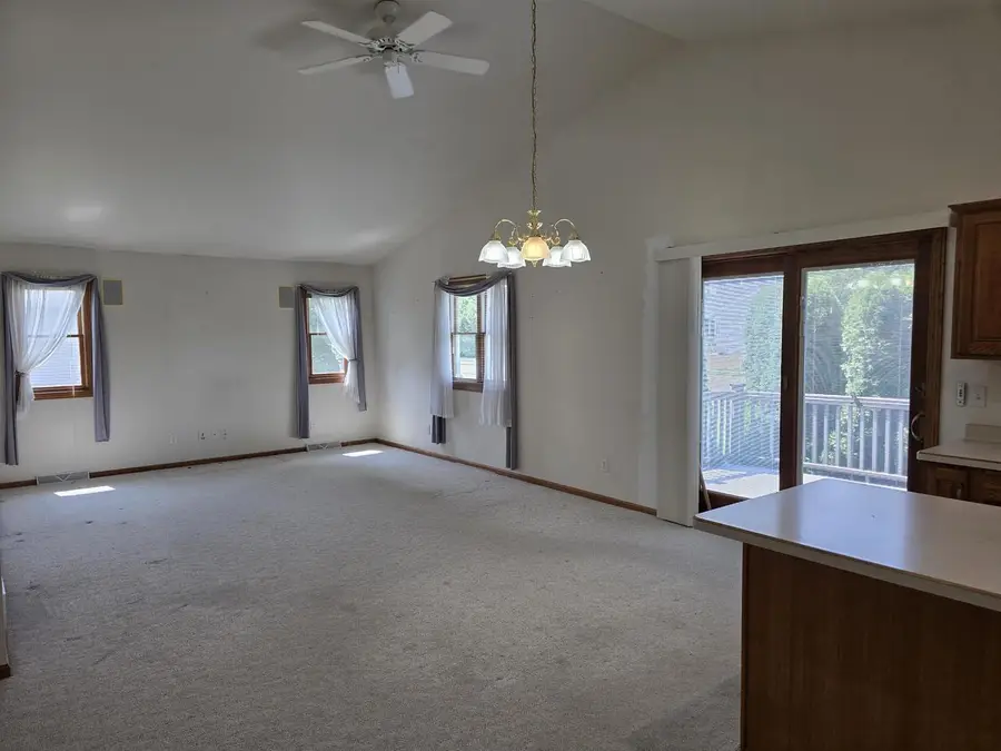 545 Ohio AVENUE, Oostburg, WI 53070 - #2
