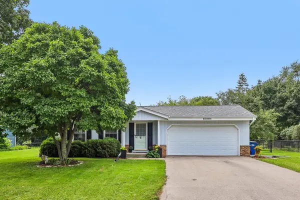 W136S6953 Hale Park DRIVE, Muskego, WI 53150
