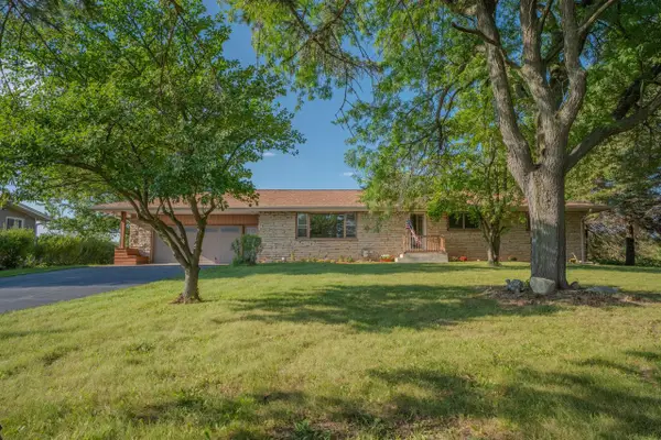 N124W18420 Lovers LANE, Germantown, WI 53022