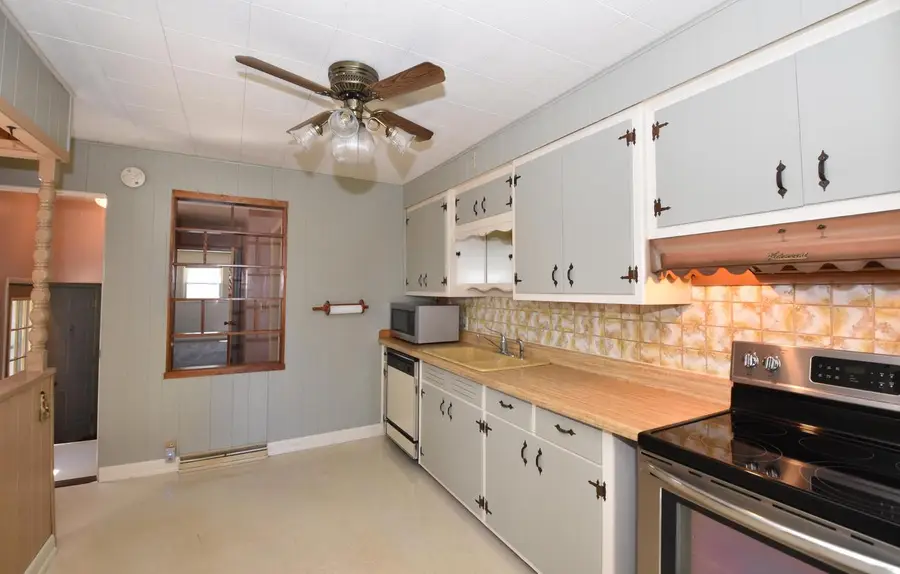 206 Belmont AVENUE, Racine, WI 53405 - #3