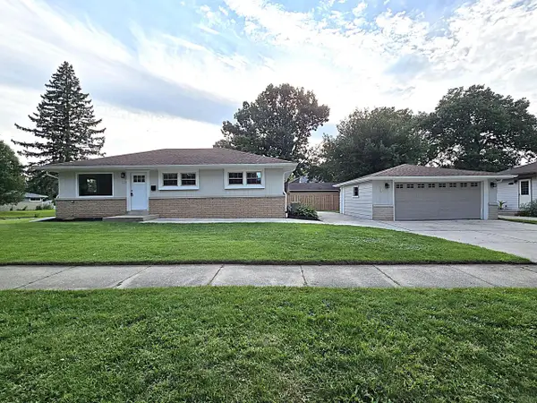 2997 S 105th STREET, West Allis, WI 53227