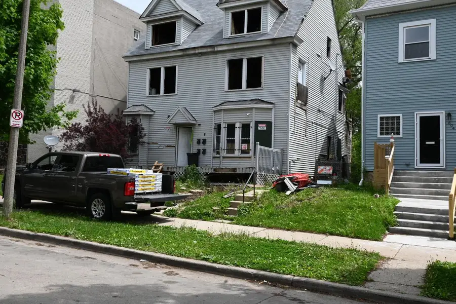 608 N 30th STREET, Milwaukee, WI 53208 - #2