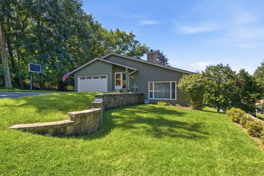 719 Wexford WAY, Hartland, WI 53029 - #3