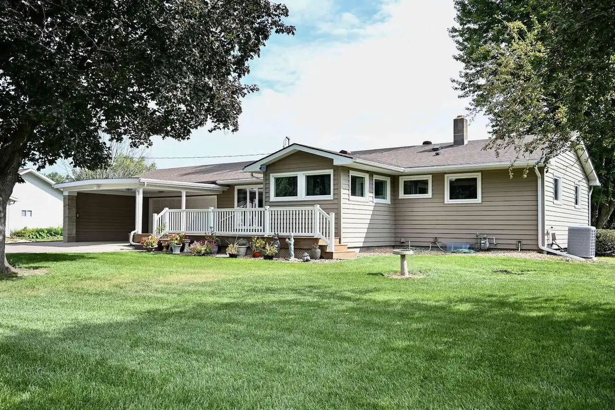 308 Saehler DRIVE, Minnesota City, MN 55959 - #1