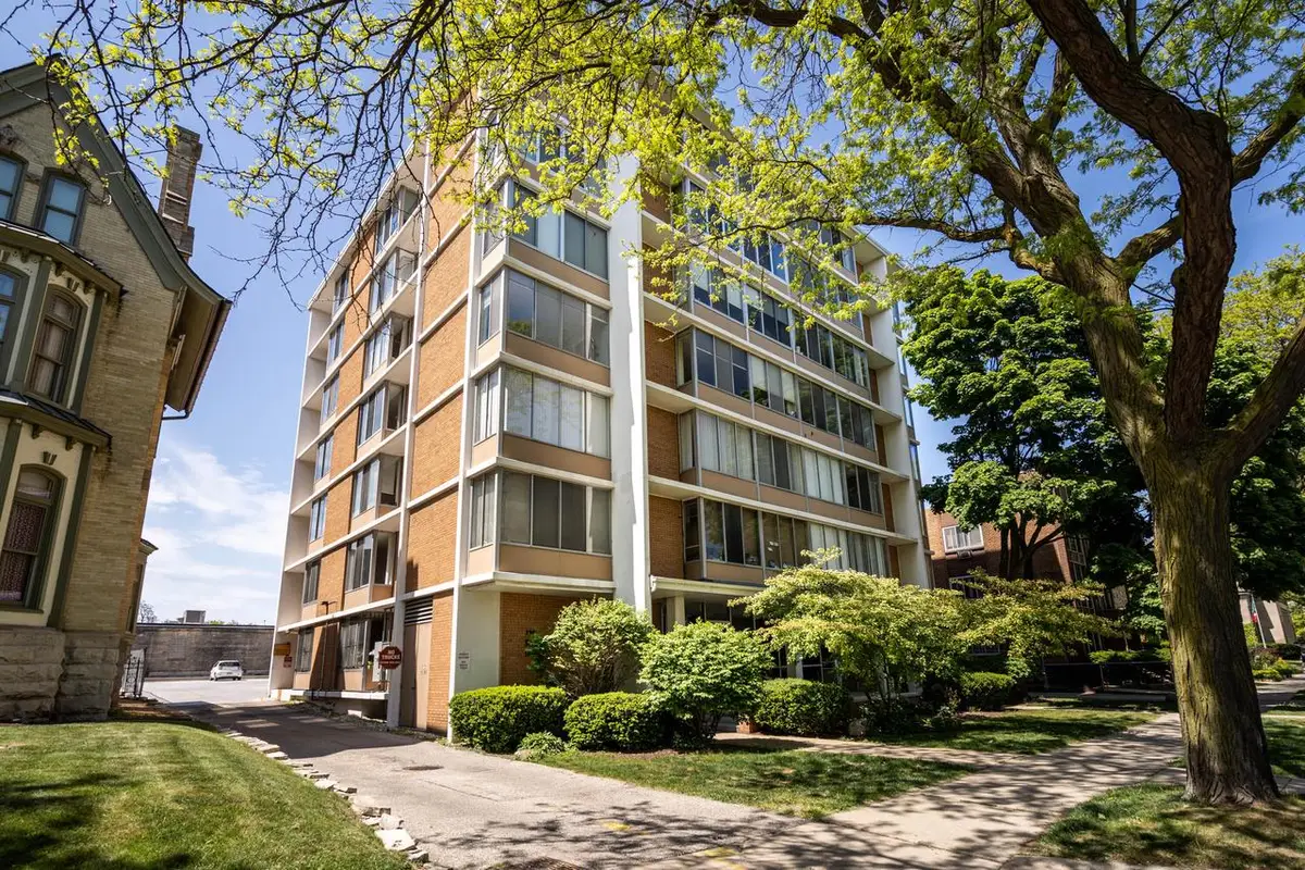 1409 N Prospect AVENUE #401, Milwaukee, WI 53202 - #1