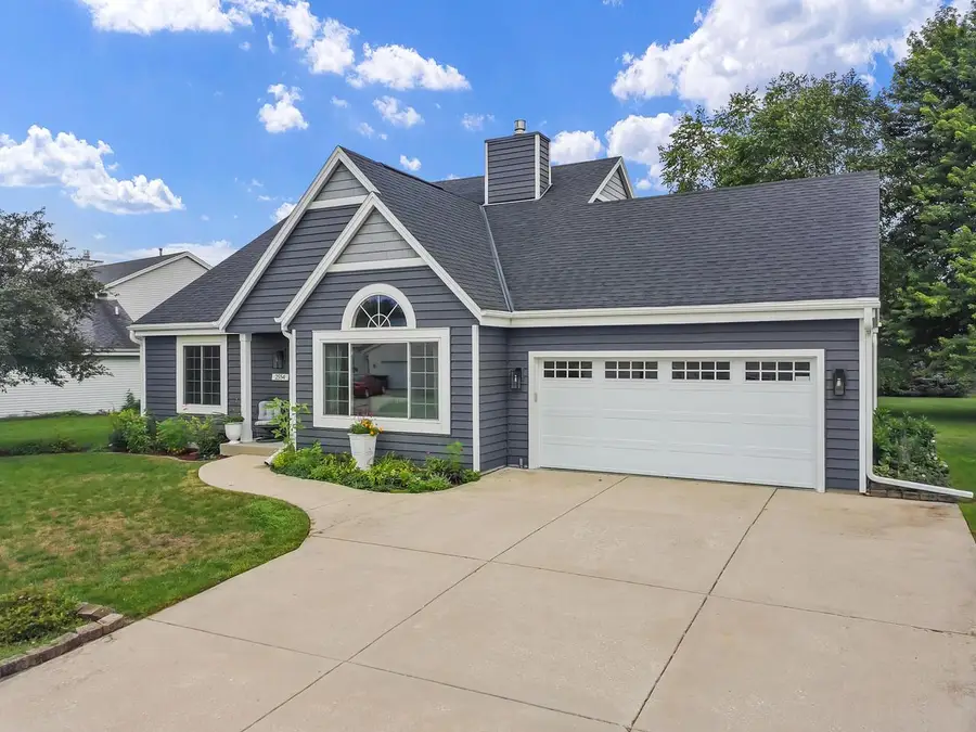 2554 S Sterling CIRCLE, East Troy, WI 53120 - #2