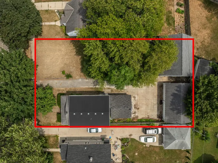 1331 E Saveland AVENUE, Milwaukee, WI 53207 - #2