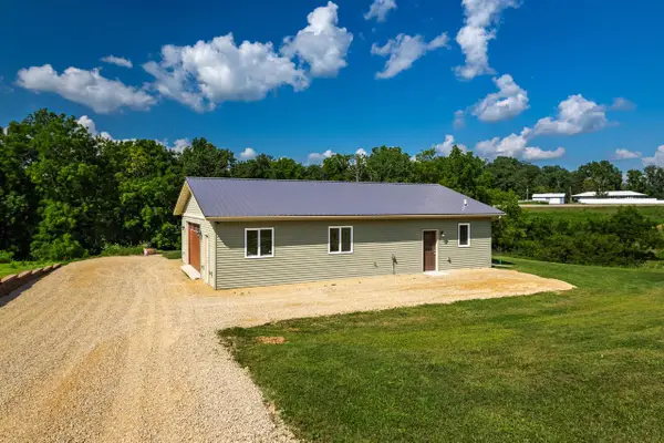 W3611 Cemetery LANE, La Crosse, WI 54601