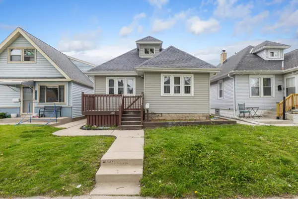 2116 S 70th STREET, West Allis, WI 53219