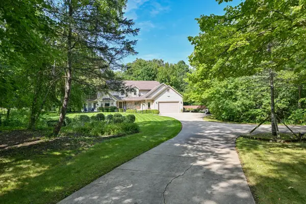 4120 W Puetz ROAD, Franklin, WI 53132