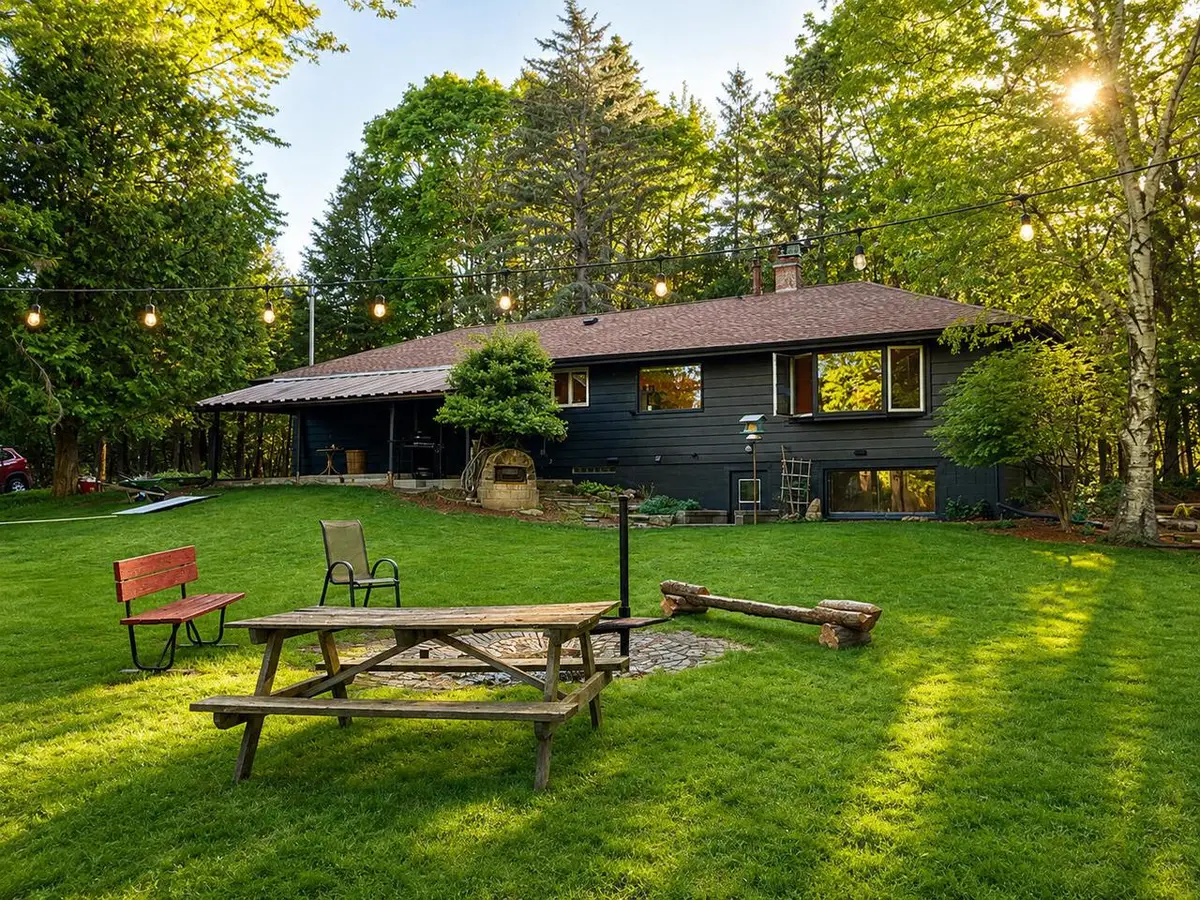 1972 Lake Shore ROAD, Grafton, WI 53024 - #1