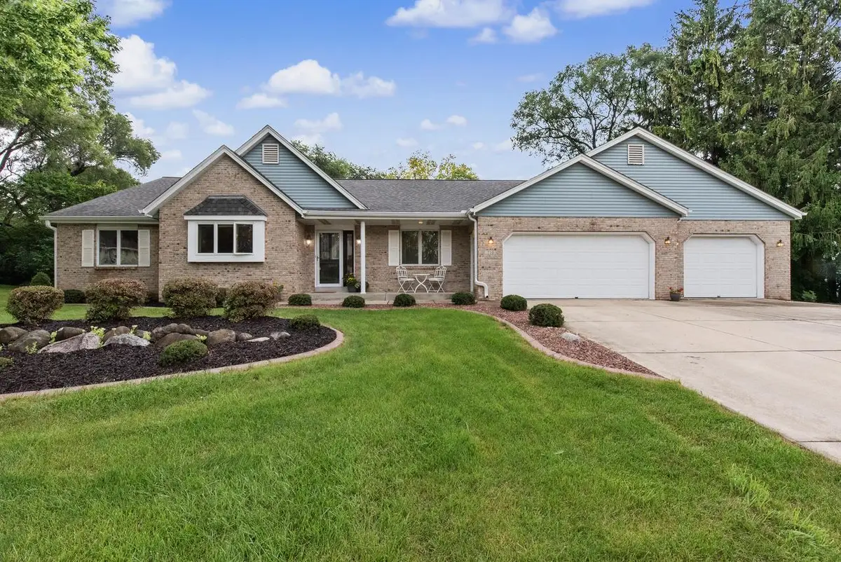 210 Riveredge COURT, Thiensville, WI 53092 - #1