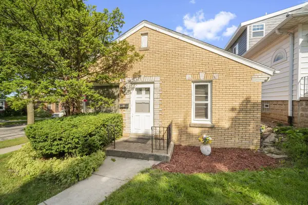 3300 S 14th STREET, Milwaukee, WI 53215