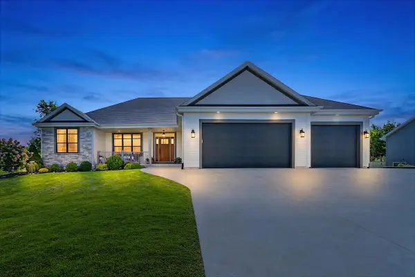 7446 Werner ROAD, West Bend, WI 53090