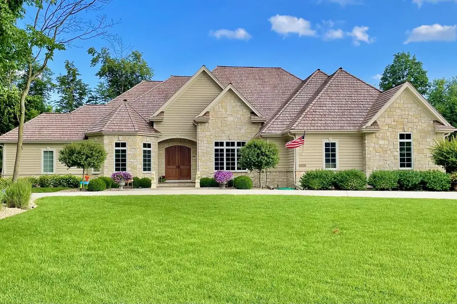 20765 Lincolnshire COURT, Brookfield, WI 53045 - #2