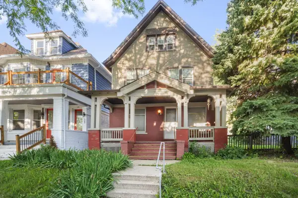 513 N 31st STREET, Milwaukee, WI 53208