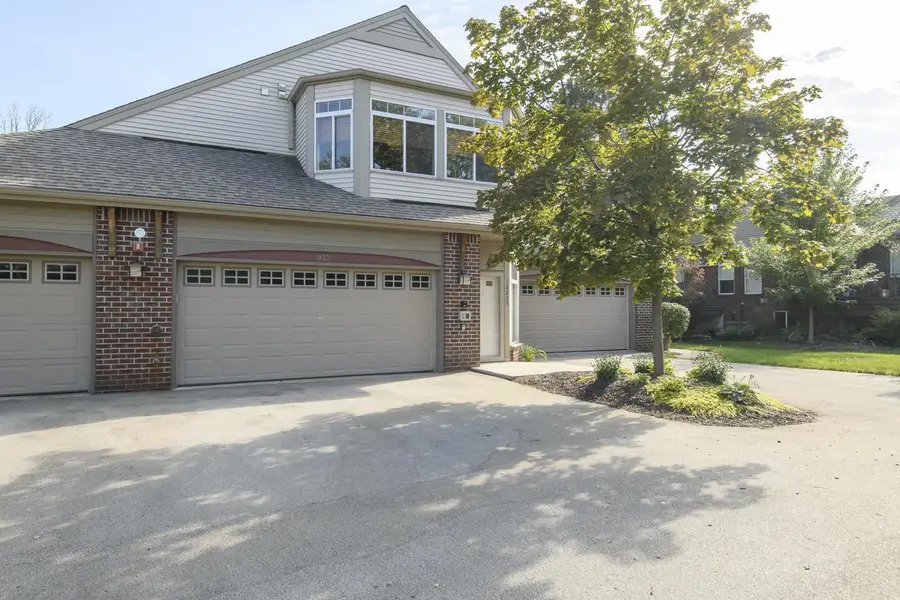 18235 W Wisconsin AVENUE, Brookfield, WI 53045 - #2