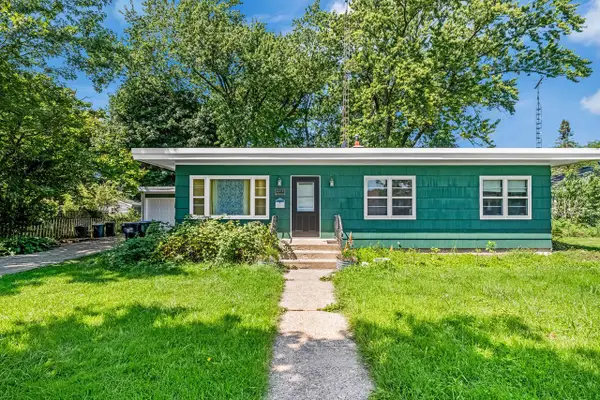 516 N Washington STREET, Elkhorn, WI 53121