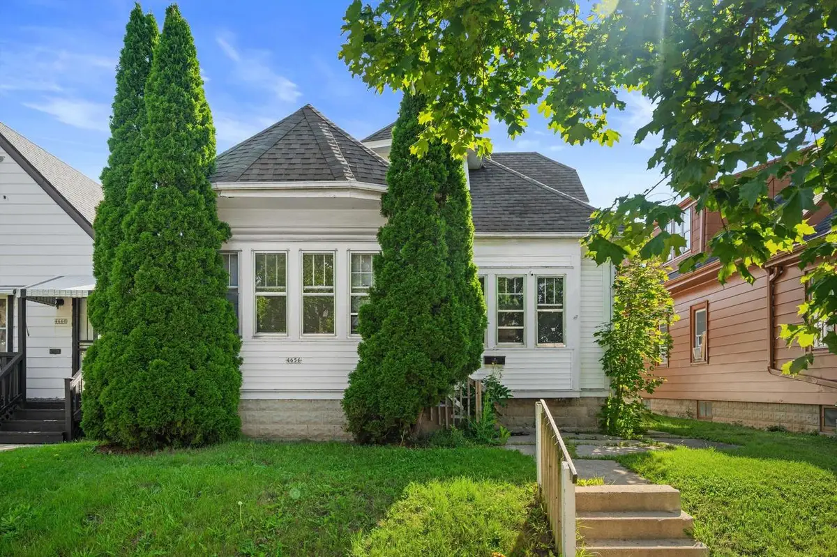 4656 N 40th STREET, Milwaukee, WI 53209 - #1