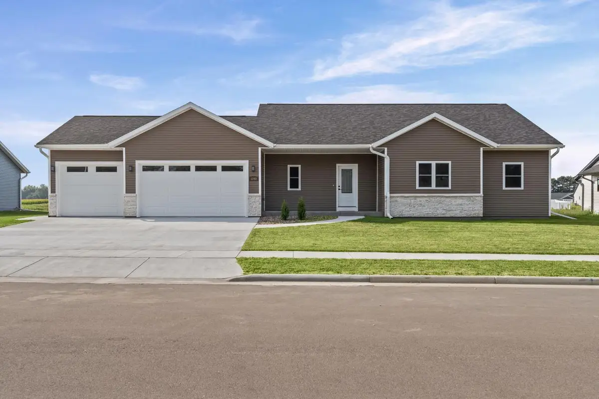 1222 Leo DRIVE, Holmen, WI 54636 - #1