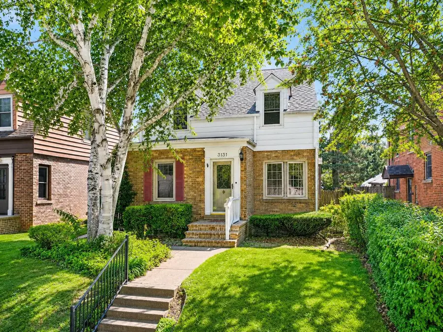 3131 E Crawford AVENUE, Saint Francis, WI 53235 - #2