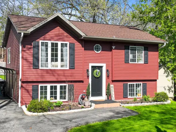 N3311 Queen ROAD, Lake Geneva, WI 53147