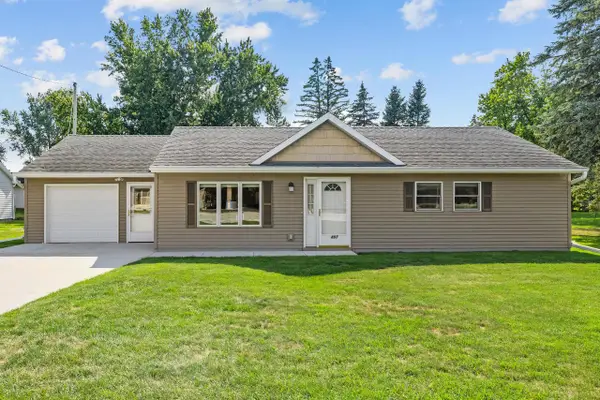 807 Madison AVENUE, Howards Grove, WI 53083