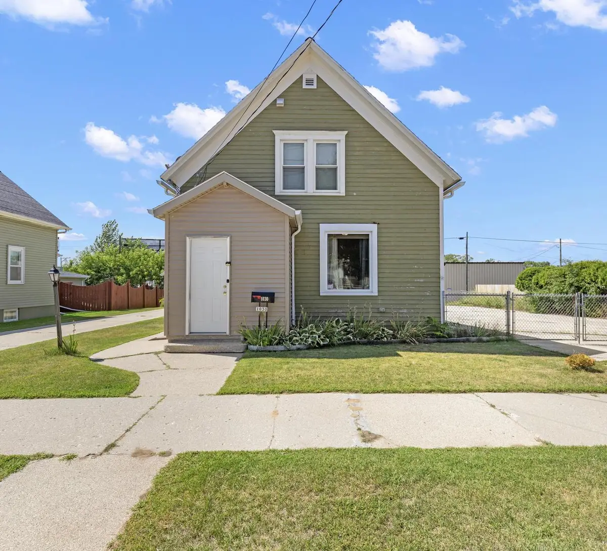1030 S 25th STREET, Manitowoc, WI 54220 - #1