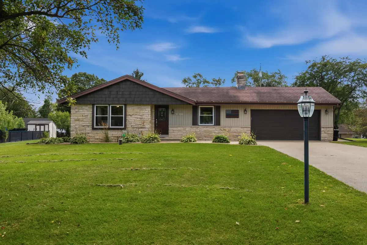 N74W22095 Alta Vista DRIVE, Lisbon, WI 53089 - #1