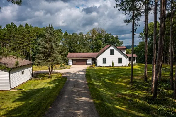 W6868 Heram ROAD, Holmen, WI 54636