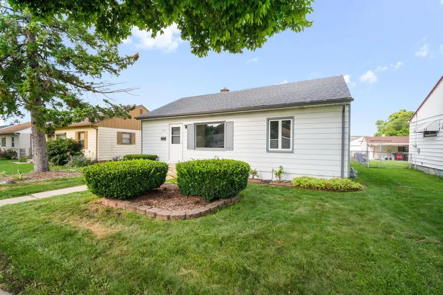 3211 S 68th STREET, Milwaukee, WI 53219 - #2
