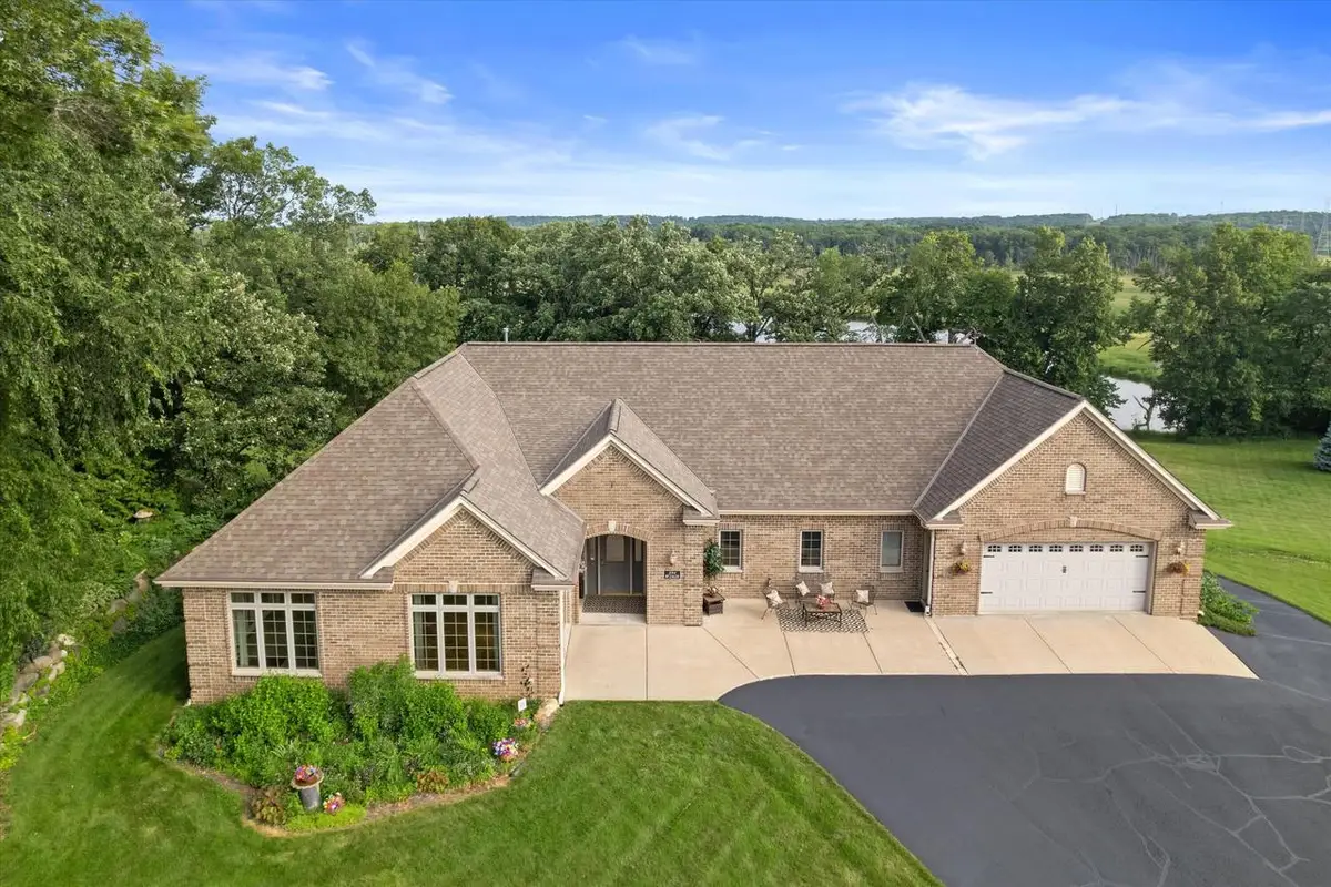 S94W23620 Kunzendorf COURT, Big Bend, WI 53103 - #1