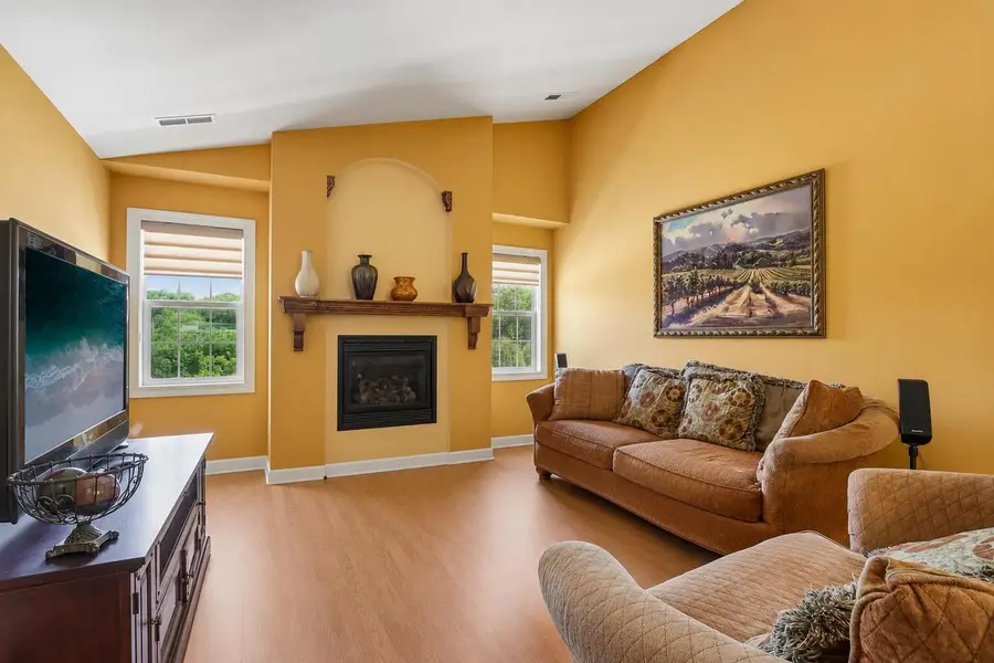 2790 Hidden DRIVE #134, Saint Francis, WI 53235 - #3